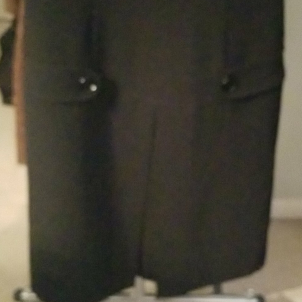 Dress - Picture 4 of 4